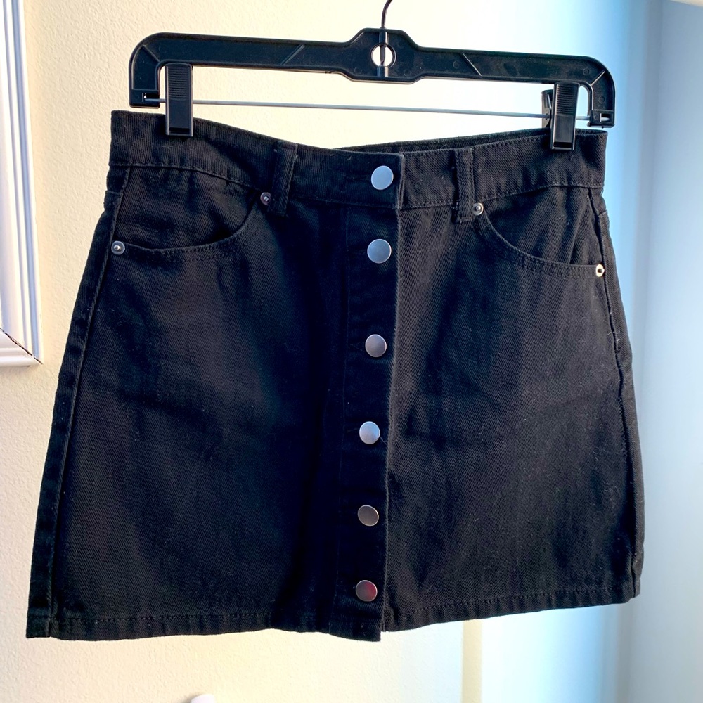 Forever21 (F21) Black Denim Skirt